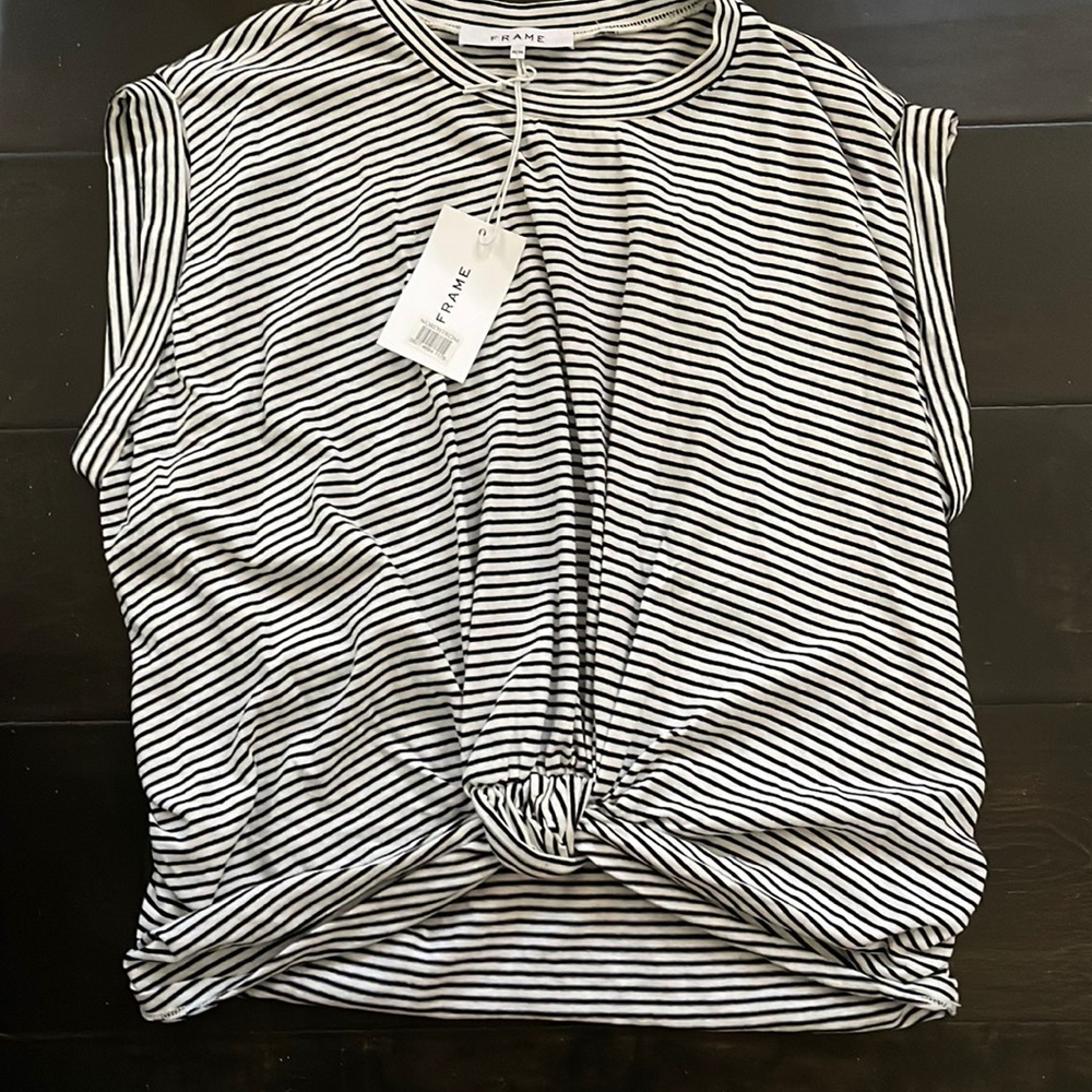 Woman’s Frame Shirt NWT Size M